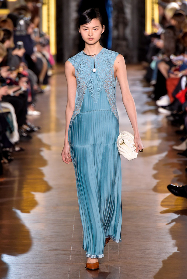 مجموعة "ستيلا ماكارتني" لموسم خريف وشتاء 2016-2017