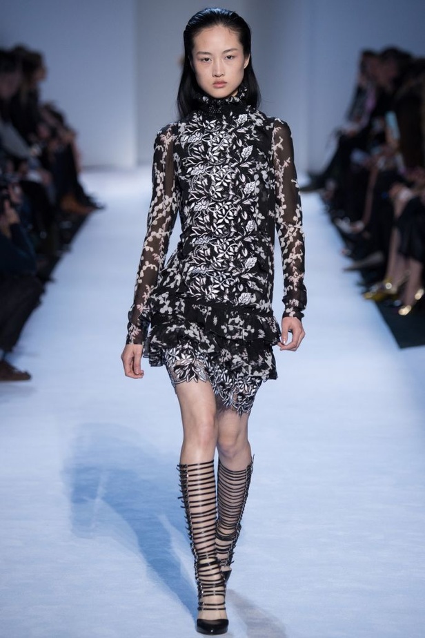 مجموعة جيامباتيستا فالي لخريف وشتاء 2016-2017