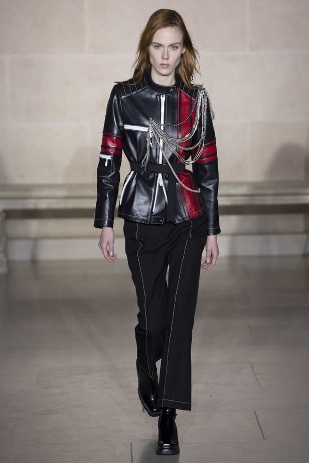 مجموعةلوي فيتون Louis Vuittonلخريف وشتاء 2017