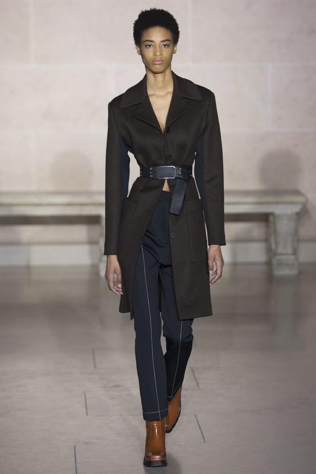 مجموعةلوي فيتون Louis Vuittonلخريف وشتاء 2017