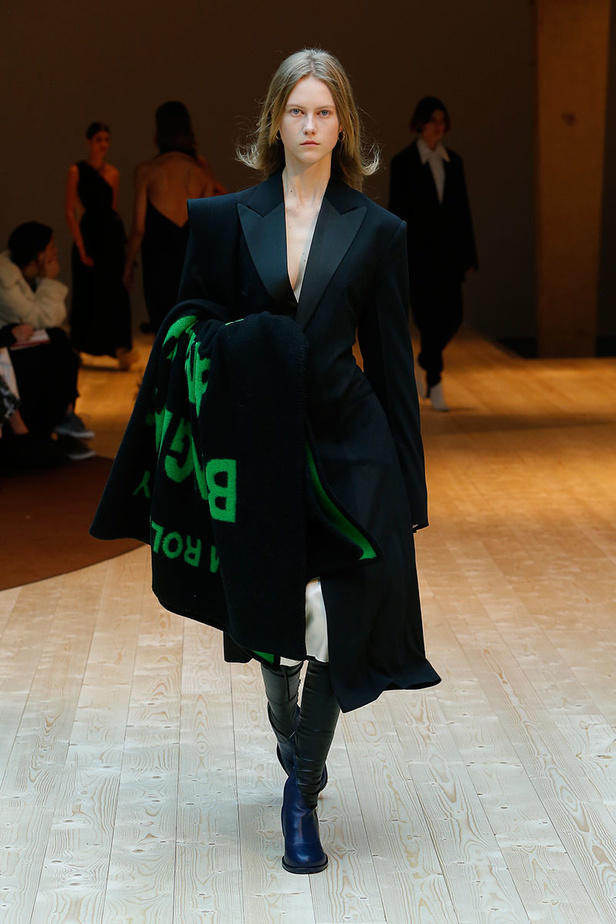 Céline  تطلق مجموعة خريف وشتاء 2017