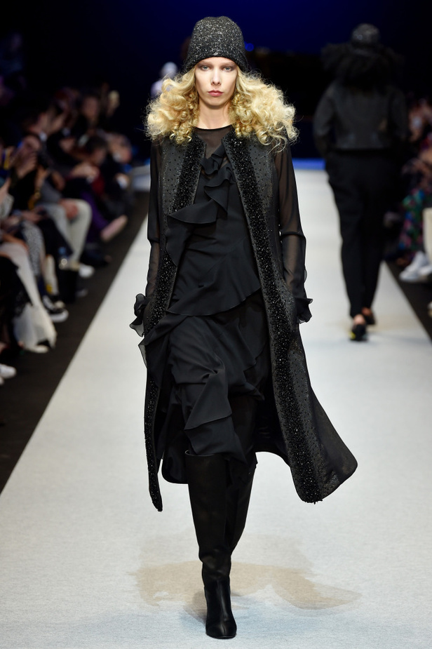 عرض أزياء باسكال ميليه لموسم خريف وشتاء 2017-2018