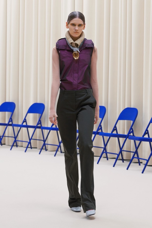 عرض ازياء مجموعة Nina Ricci لخريف وشتاء 2021 من اسبوع الموضة في باريس