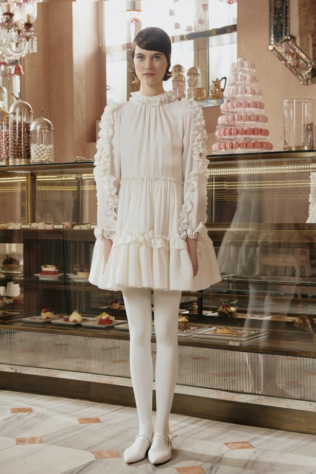 عرض أزياء مجموعة Dice Kayek لموضة خريف وشتاء 2021-2022