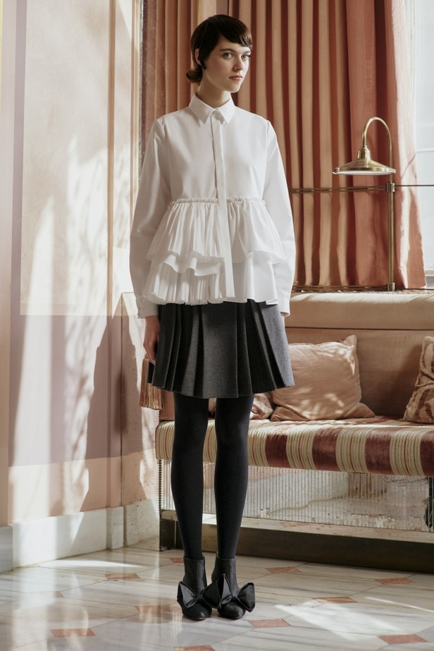 عرض أزياء مجموعة Dice Kayek لموضة خريف وشتاء 2021-2022