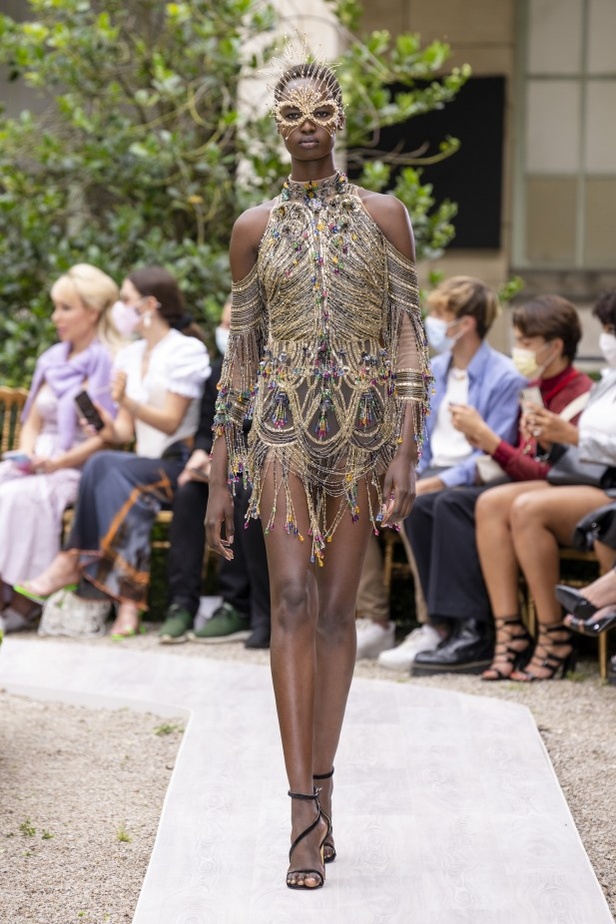 صور مجموعة زهير مراد للأزياء الراقية لخريف وشتاء 2021_2022