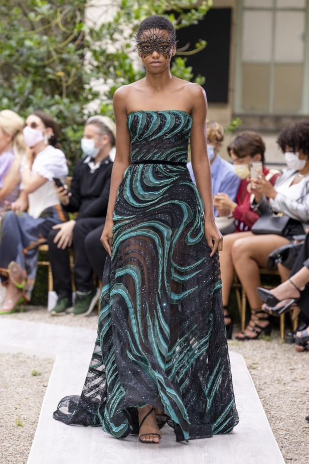 صور مجموعة زهير مراد للأزياء الراقية لخريف وشتاء 2021_2022