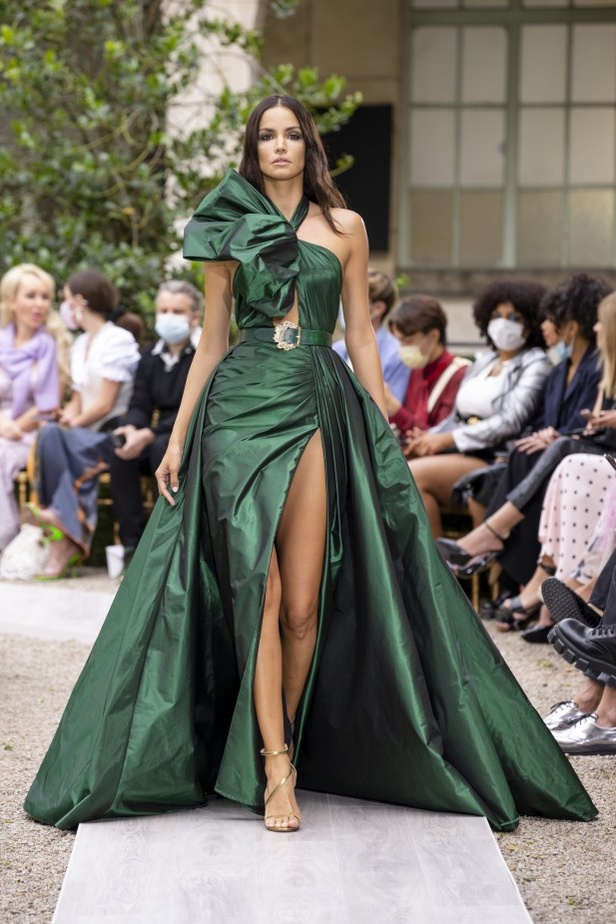 صور مجموعة زهير مراد للأزياء الراقية لخريف وشتاء 2021_2022