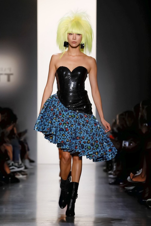 اسبوع الموضة في نيويورك 2019 ازياء JEREMY SCOTT الفاخرة لربيع و صيف 2020  