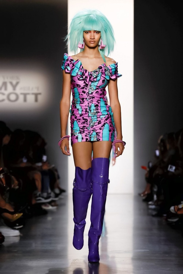 اسبوع الموضة في نيويورك 2019 ازياء JEREMY SCOTT الفاخرة لربيع و صيف 2020  