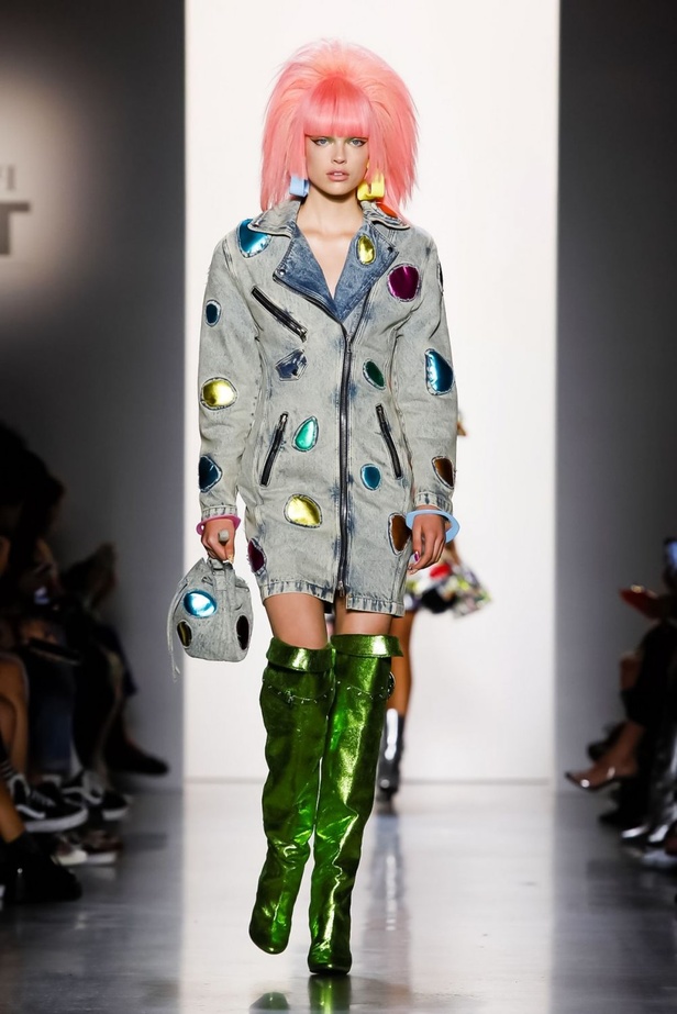 اسبوع الموضة في نيويورك 2019 ازياء JEREMY SCOTT الفاخرة لربيع و صيف 2020  
