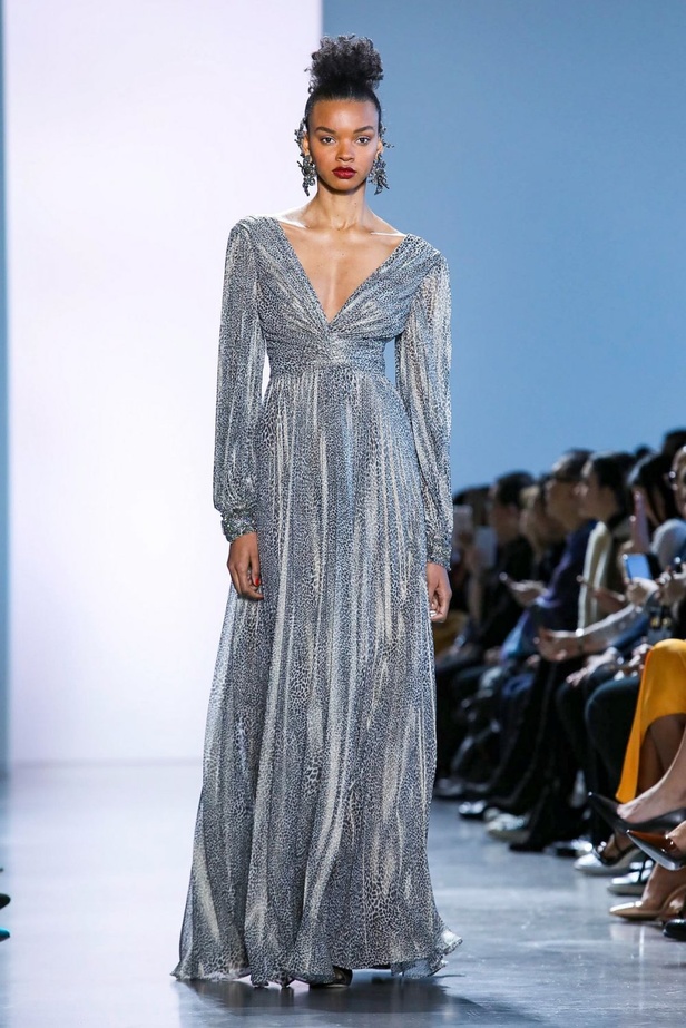 عرض ازياء BADGLEY MISCHKA في اسبوع الموضة في نيويورك 2020 لموسم الخريف والشتاء