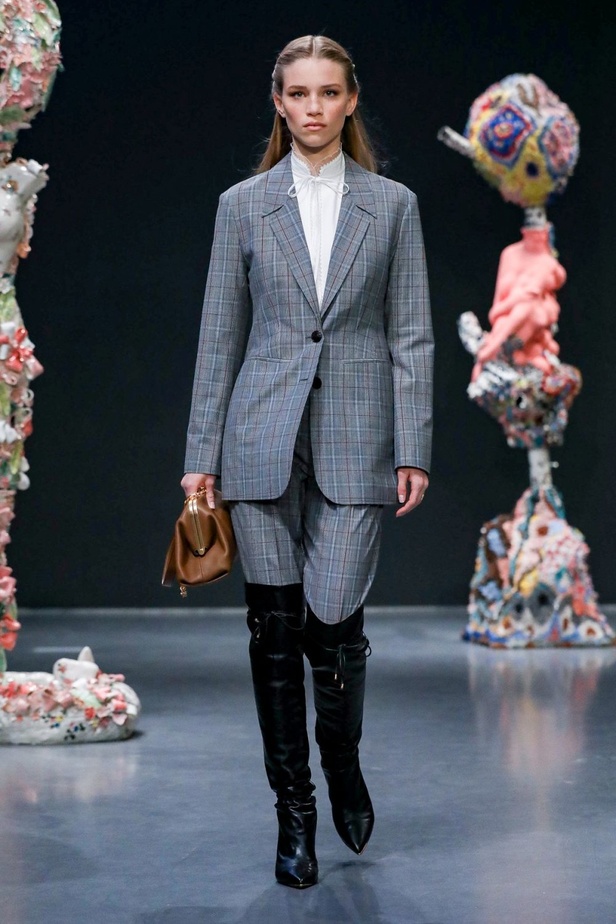 اكسسوارات TORY BURCH الفاخرة من اسبوع الموضة في نيويورك 2020