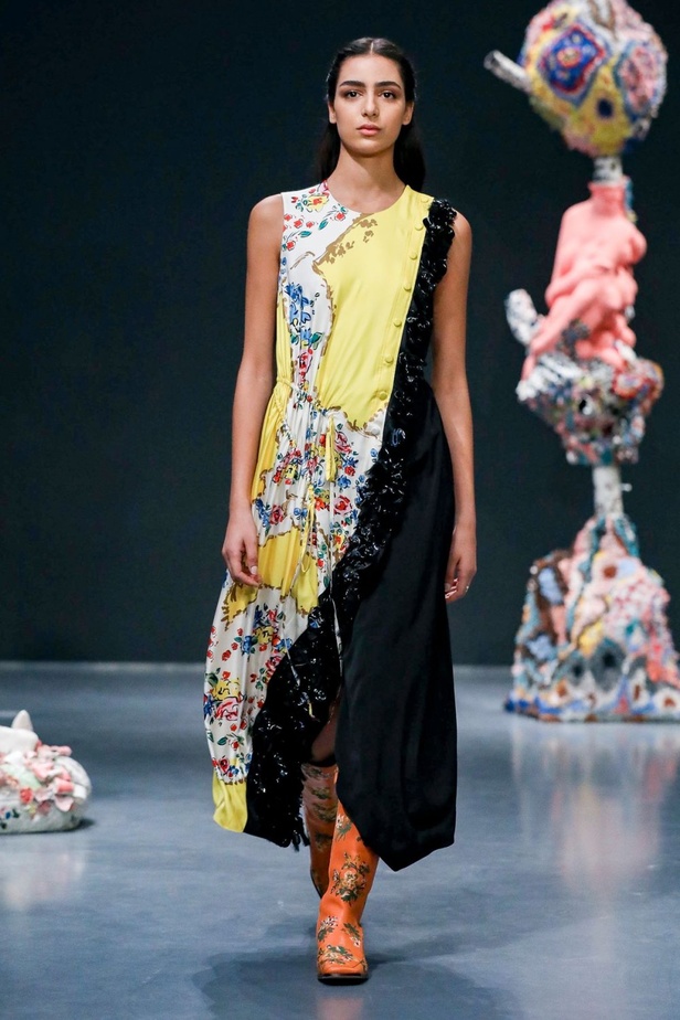 اكسسوارات TORY BURCH الفاخرة من اسبوع الموضة في نيويورك 2020