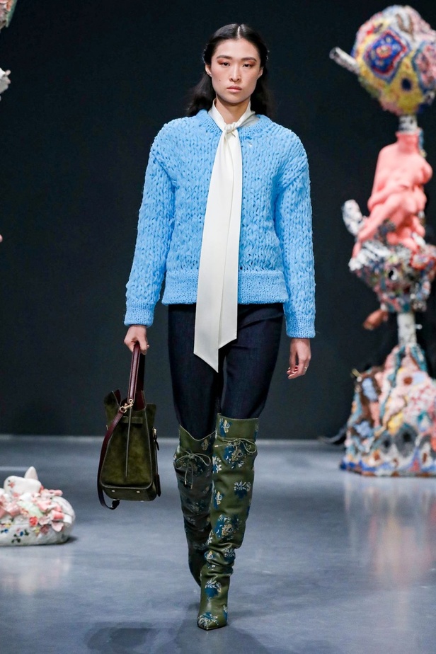 اكسسوارات TORY BURCH الفاخرة من اسبوع الموضة في نيويورك 2020