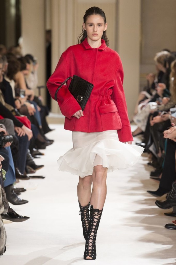 مجموعة جيامباتيستا فالي Giambattista Valli لخريف وشتاء 2017