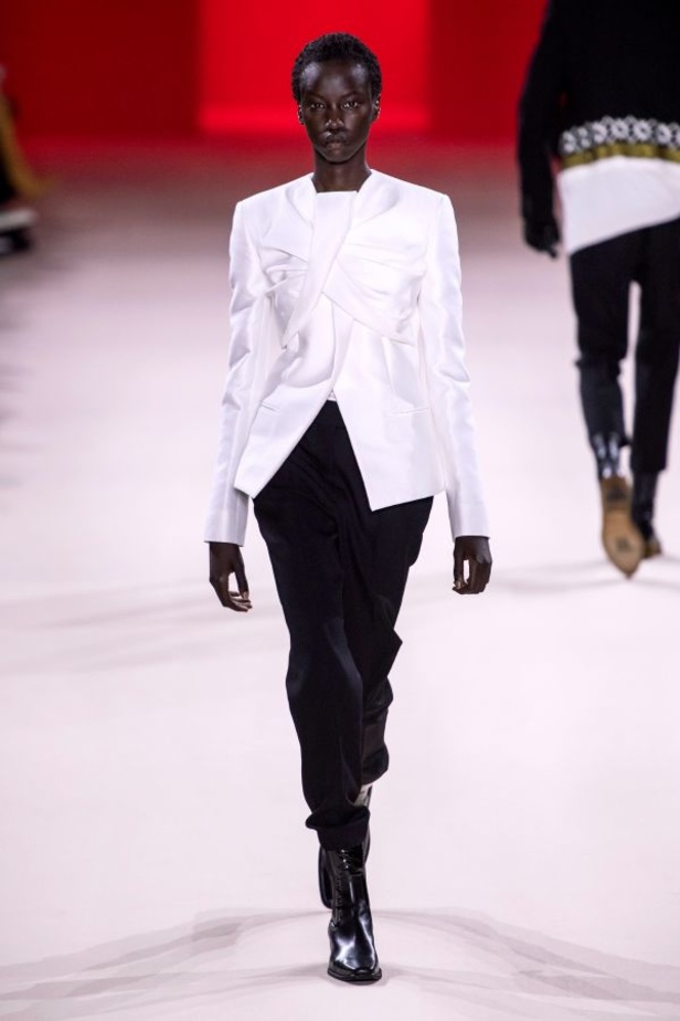 مجموعة Haider Ackermann للألبسة الجاهزة لخريف 2019