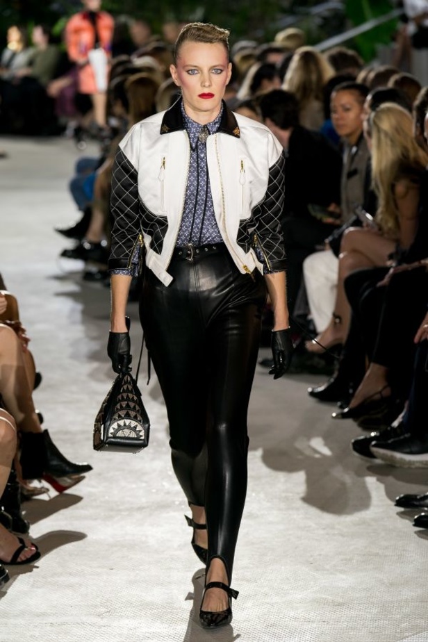 لويس فيتون تحوّل مطار نيويورك إلى منصة لعرض مجموعة 2020 Cruise Collection