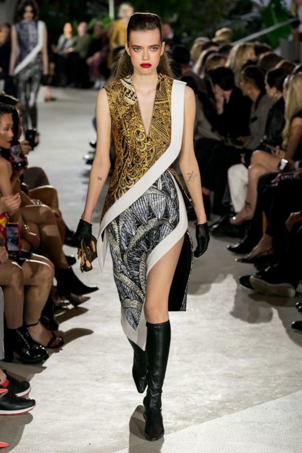 لويس فيتون تحوّل مطار نيويورك إلى منصة لعرض مجموعة 2020 Cruise Collection