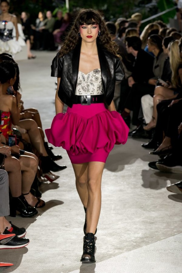 لويس فيتون تحوّل مطار نيويورك إلى منصة لعرض مجموعة 2020 Cruise Collection