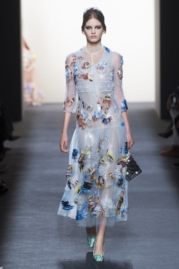 عرض أزياء Fendi لخريف 2018