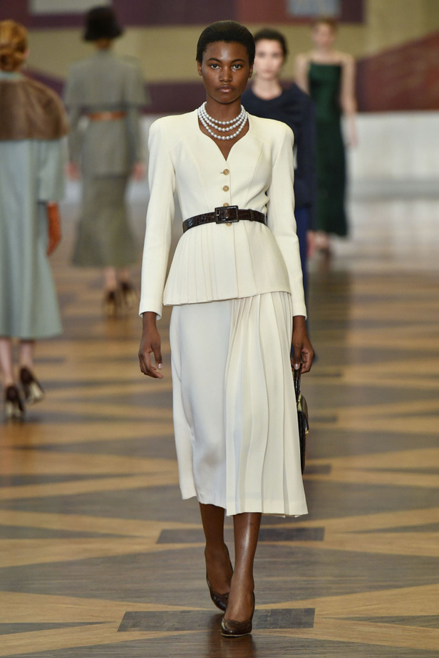 عرض Ulyana Sergeenko لخريف 2018