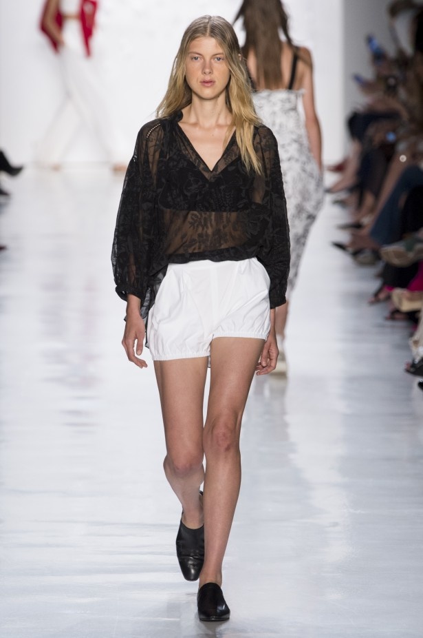 مجموعة نون باي نور لموسم ربيع وصيف 2018