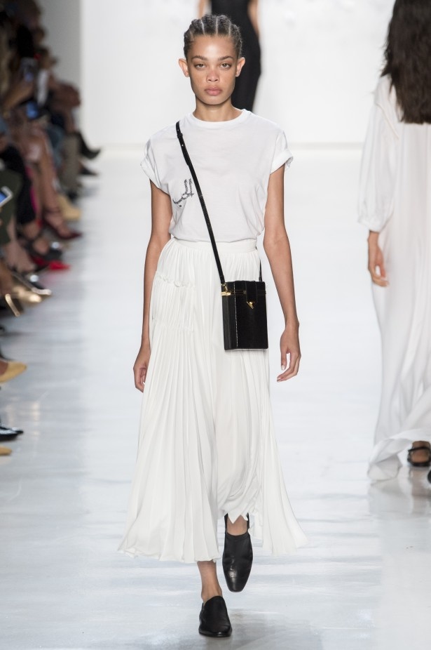 مجموعة نون باي نور لموسم ربيع وصيف 2018