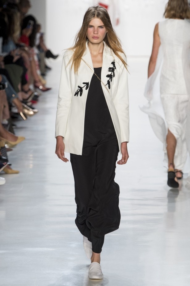 مجموعة نون باي نور لموسم ربيع وصيف 2018