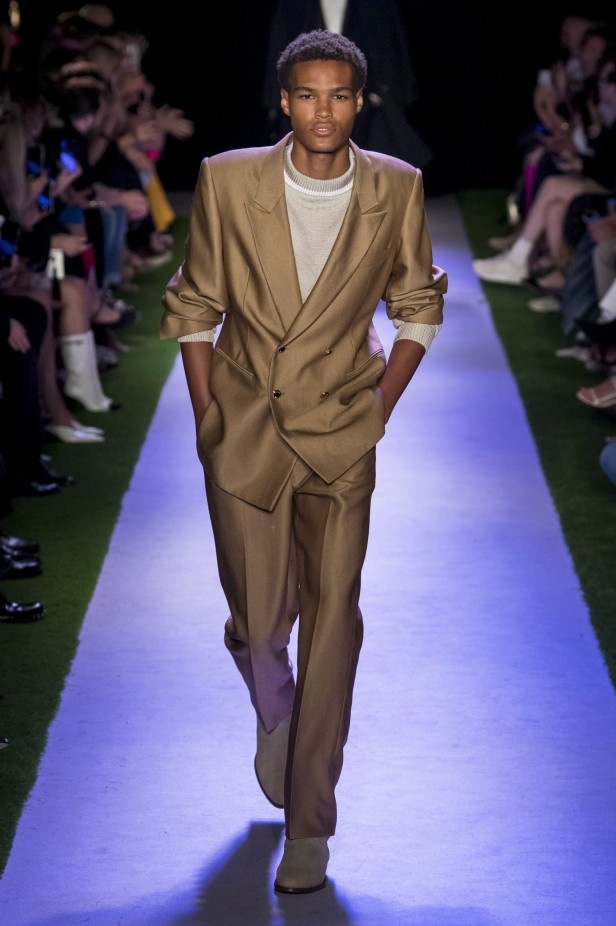 مجموعة Brandon Maxwell لربيع 2020