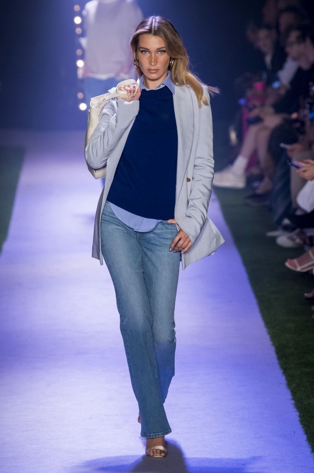 مجموعة Brandon Maxwell لربيع 2020