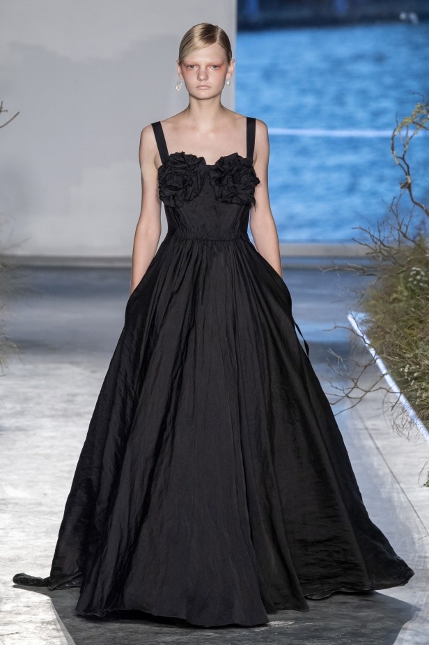 مجموعة Jason Wu للملابس الجاهزة لربيع 2020