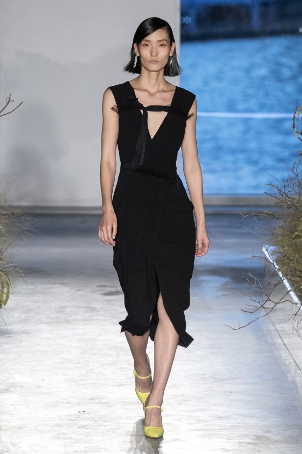 مجموعة Jason Wu للملابس الجاهزة لربيع 2020