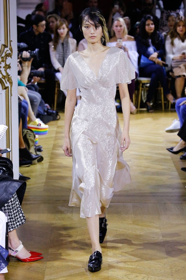 مجموعة "جون غاليانو" John Galliano لموسم ربيع وصيف 2018