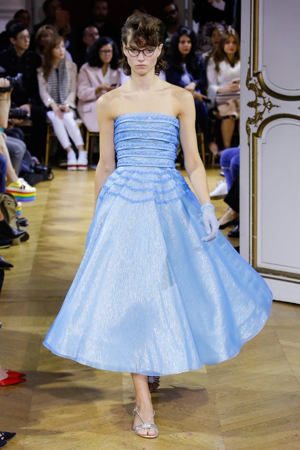 مجموعة "جون غاليانو" John Galliano لموسم ربيع وصيف 2018