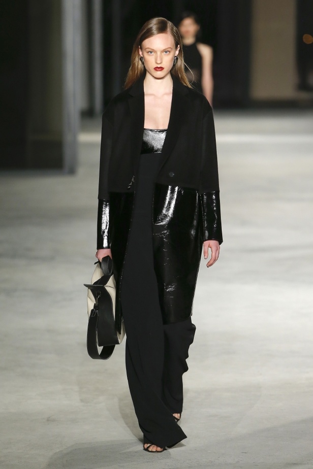 عرض أزياء Cushnie et Ochs لخريف وشتاء 2018 !