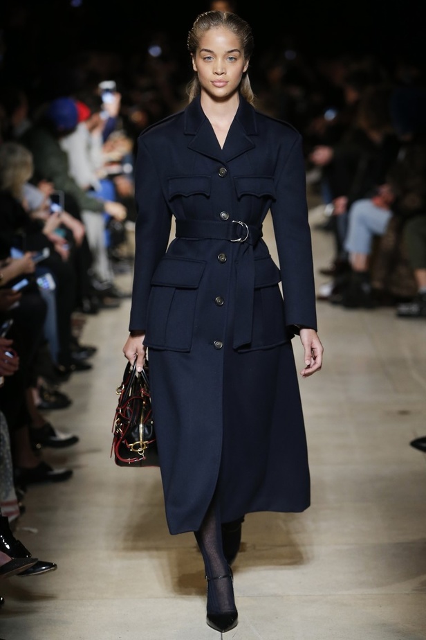 مجموعة ميو ميو لخريف وشتاء 2016-2017