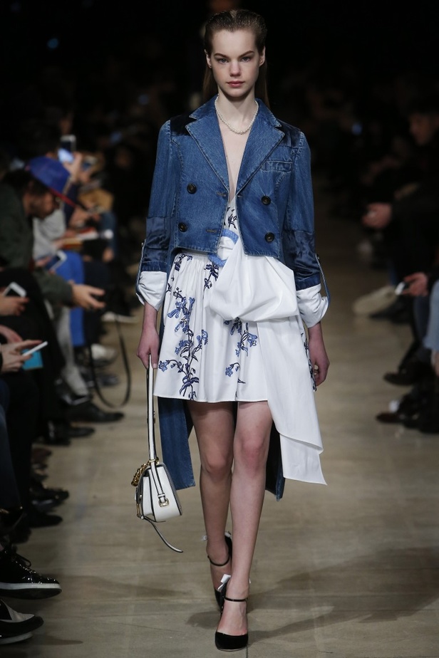 مجموعة ميو ميو لخريف وشتاء 2016-2017