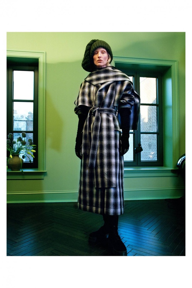 عرض ازياء مجموعة ALTUZARRA لخريف وشتاء 2021-2022 من اسبوع الموضة في باريس