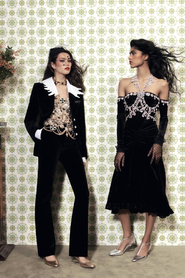 عرض أزياء مجموعة Paco Rabanne لموضة خريف وشتاء 2021-2022