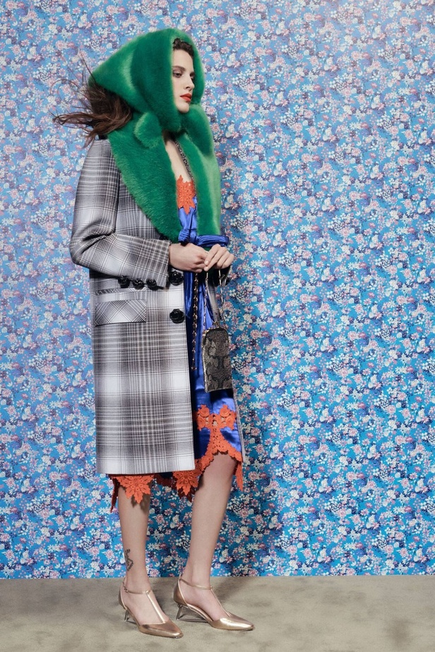 عرض أزياء مجموعة Paco Rabanne لموضة خريف وشتاء 2021-2022