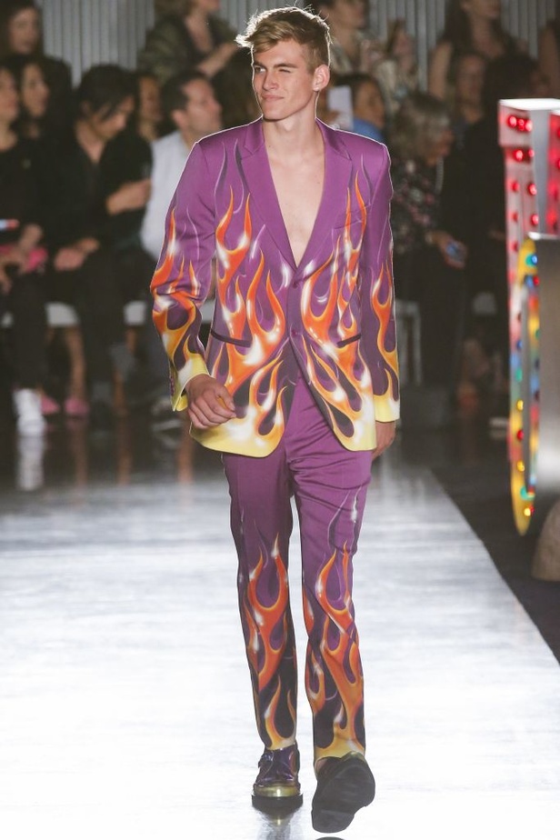 مجموعة موسكينو ريزورت لموسم ربيع 2018