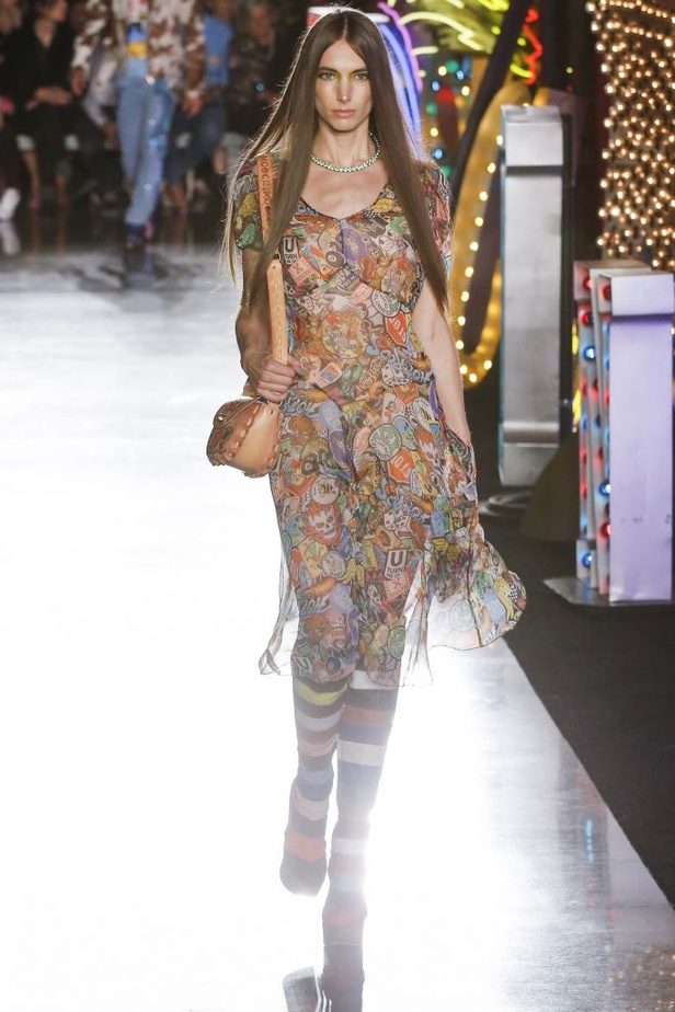 مجموعة موسكينو ريزورت لموسم ربيع 2018