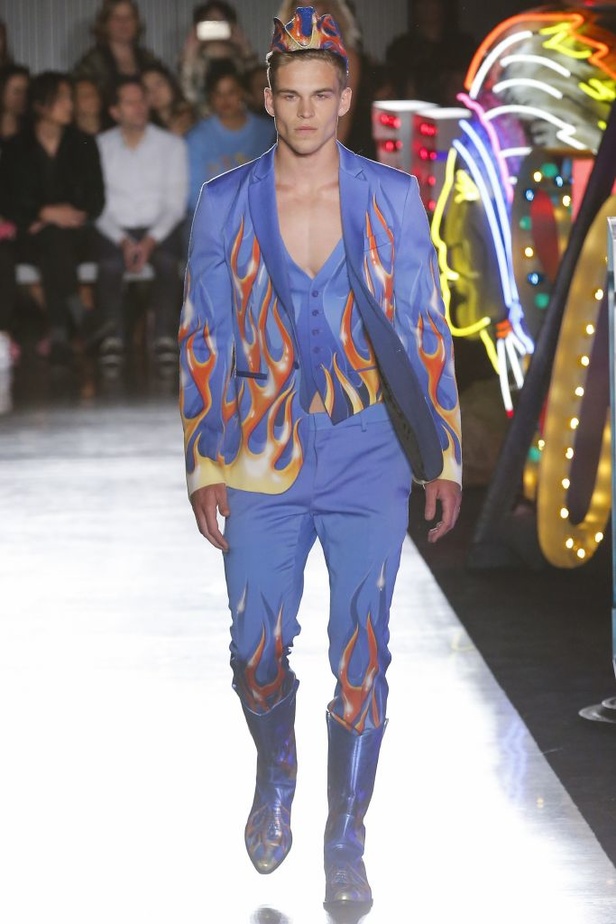 مجموعة موسكينو ريزورت لموسم ربيع 2018