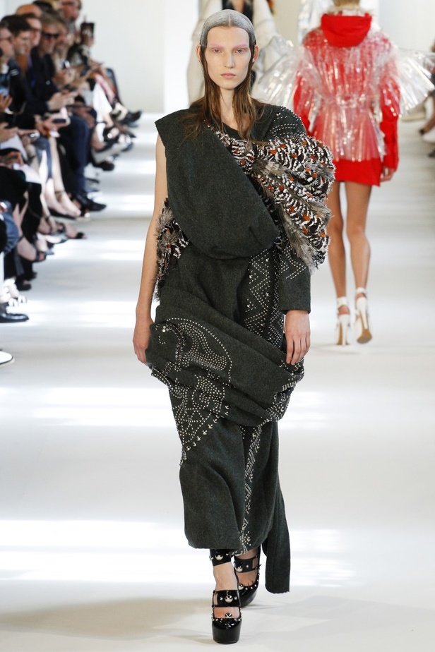 مجموعة  Maison Margielaللهوت كوتور لموسم خريف 2016