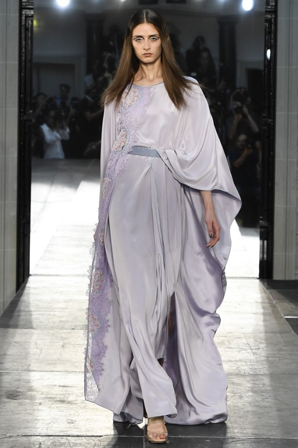 مجموعة Alexis Mabille للأزياء الفاخرة لخريف ٢٠١٦