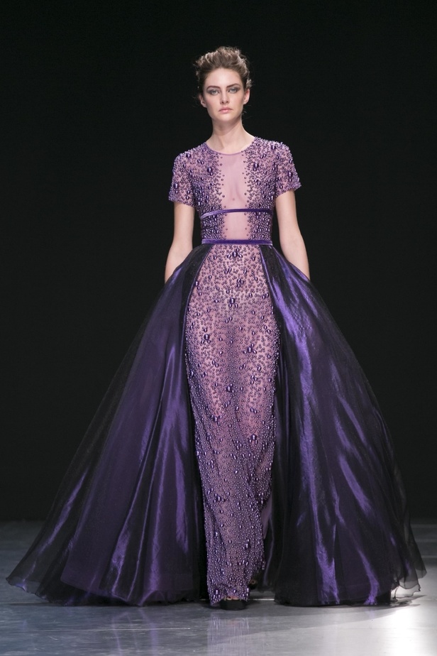 أزياء جورج شقرا لشتاء 2018 يسيطر عليها الشك والتطريز !