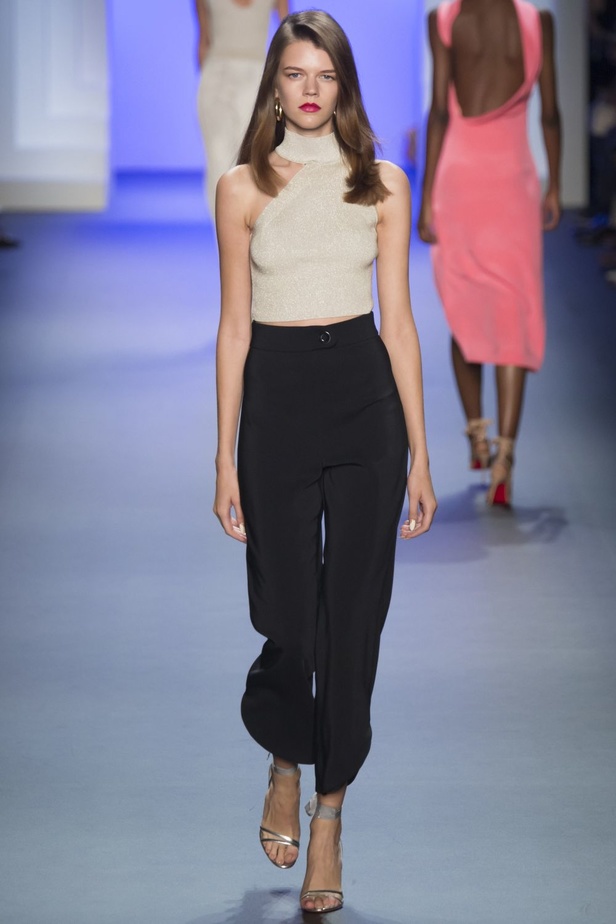 عرض Cushnie et Ochs في اسبوع نيويورك للموضة