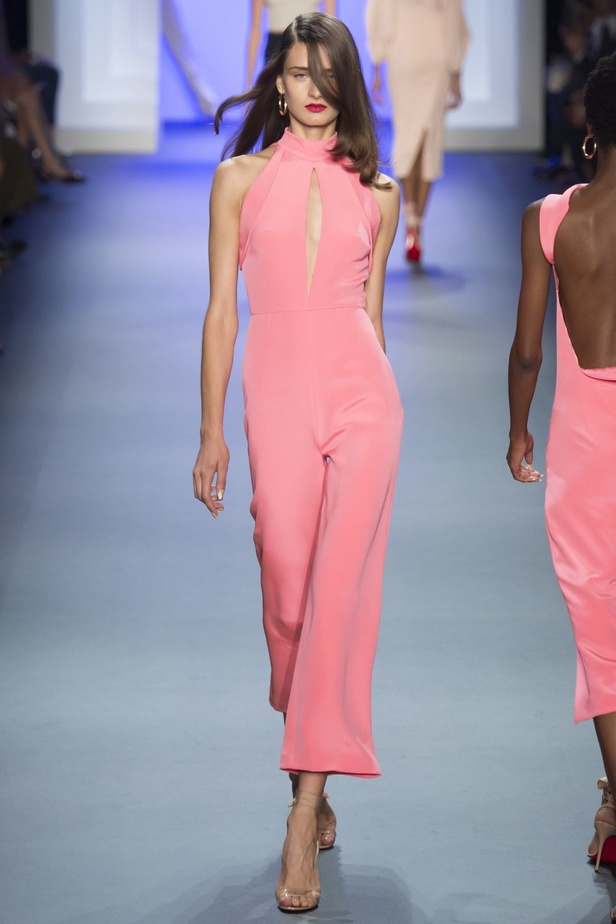 عرض Cushnie et Ochs في اسبوع نيويورك للموضة