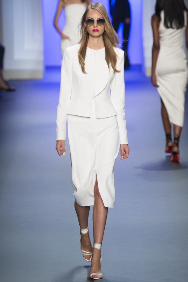 عرض Cushnie et Ochs في اسبوع نيويورك للموضة